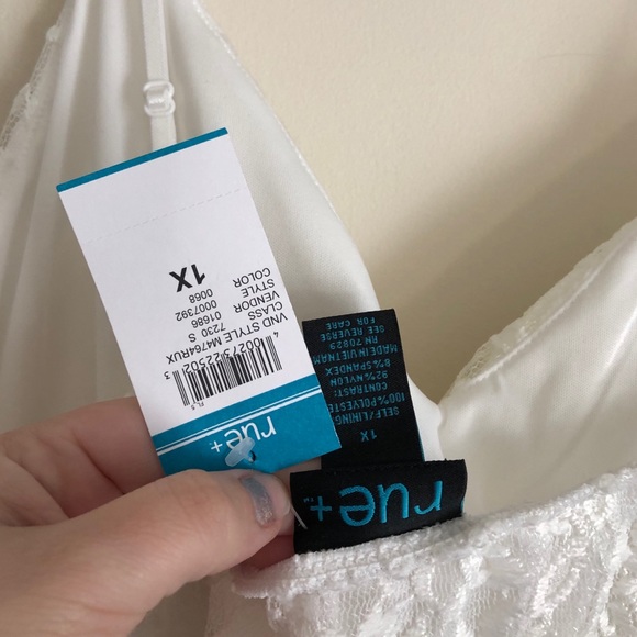 *SOLD* Floral mini dress - Picture 5 of 5